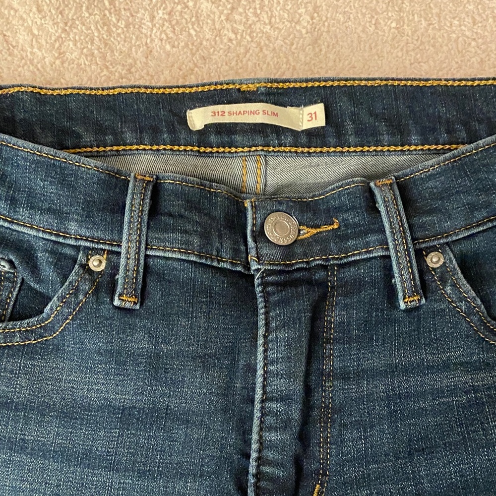 Levi's 312 shaping slim Dark wash Straight Jeans women’s - Picture 4 of 12